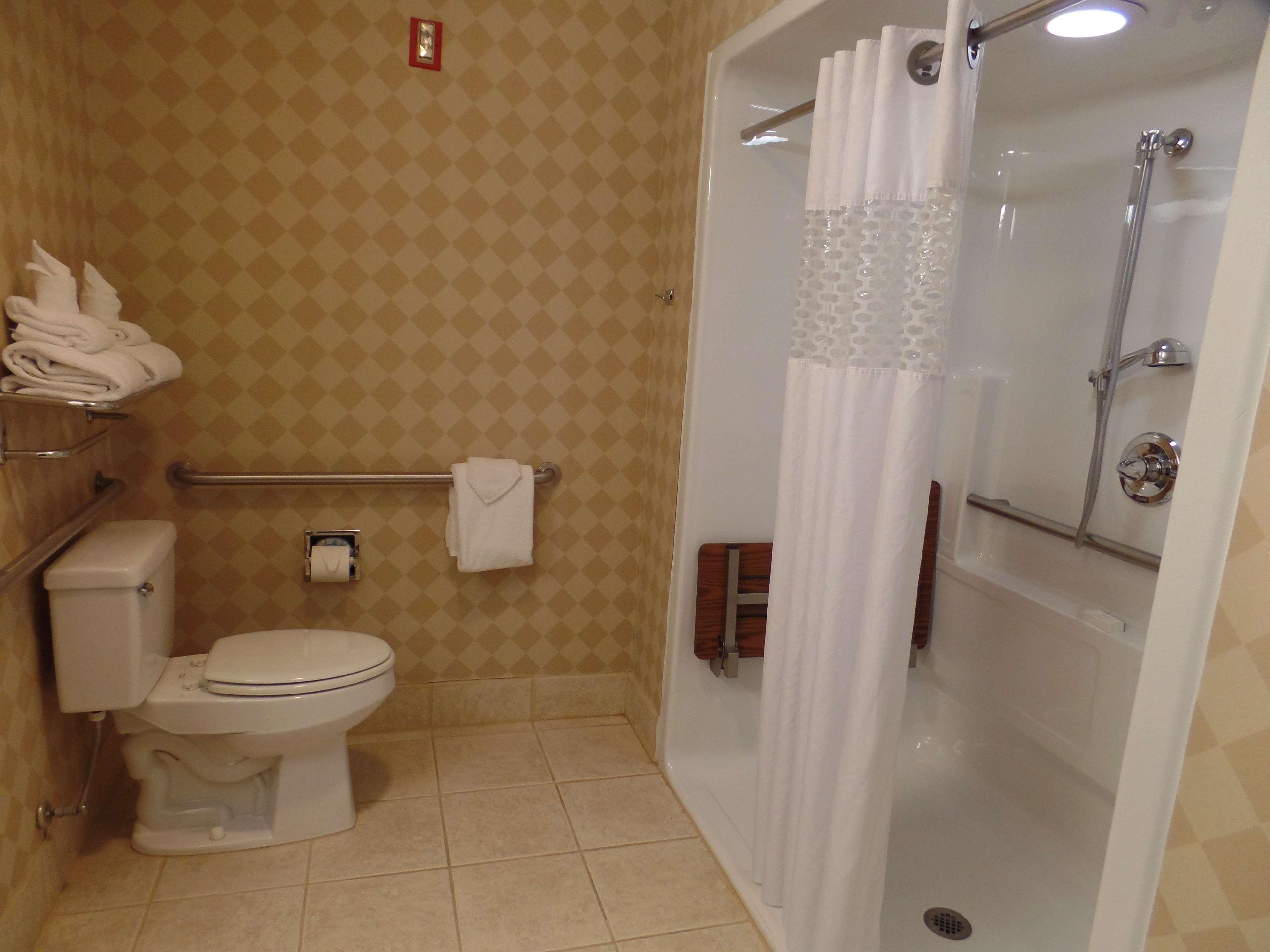 Hampton Inn Боулинг-Грин Экстерьер фото