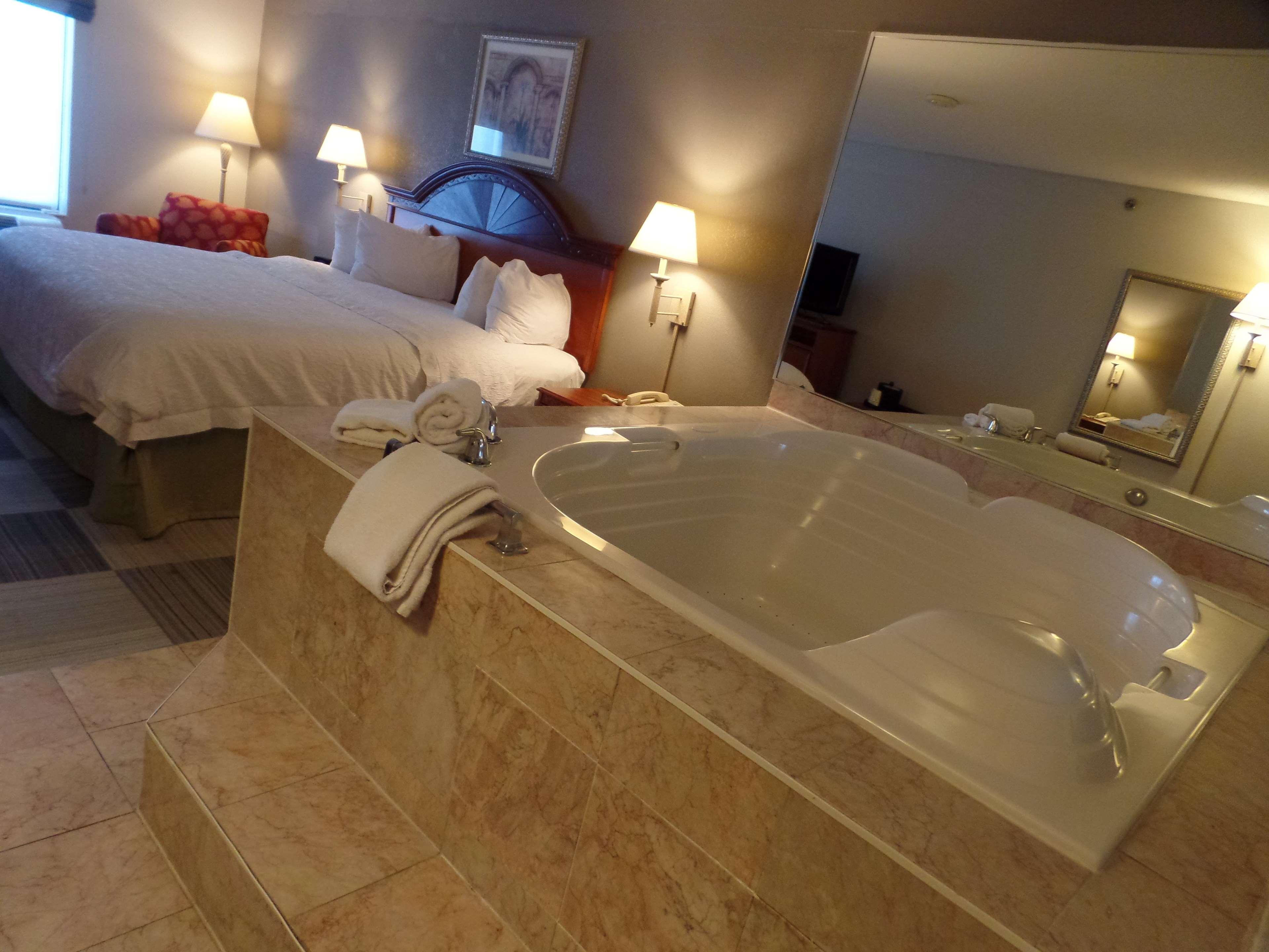 Hampton Inn Боулинг-Грин Экстерьер фото