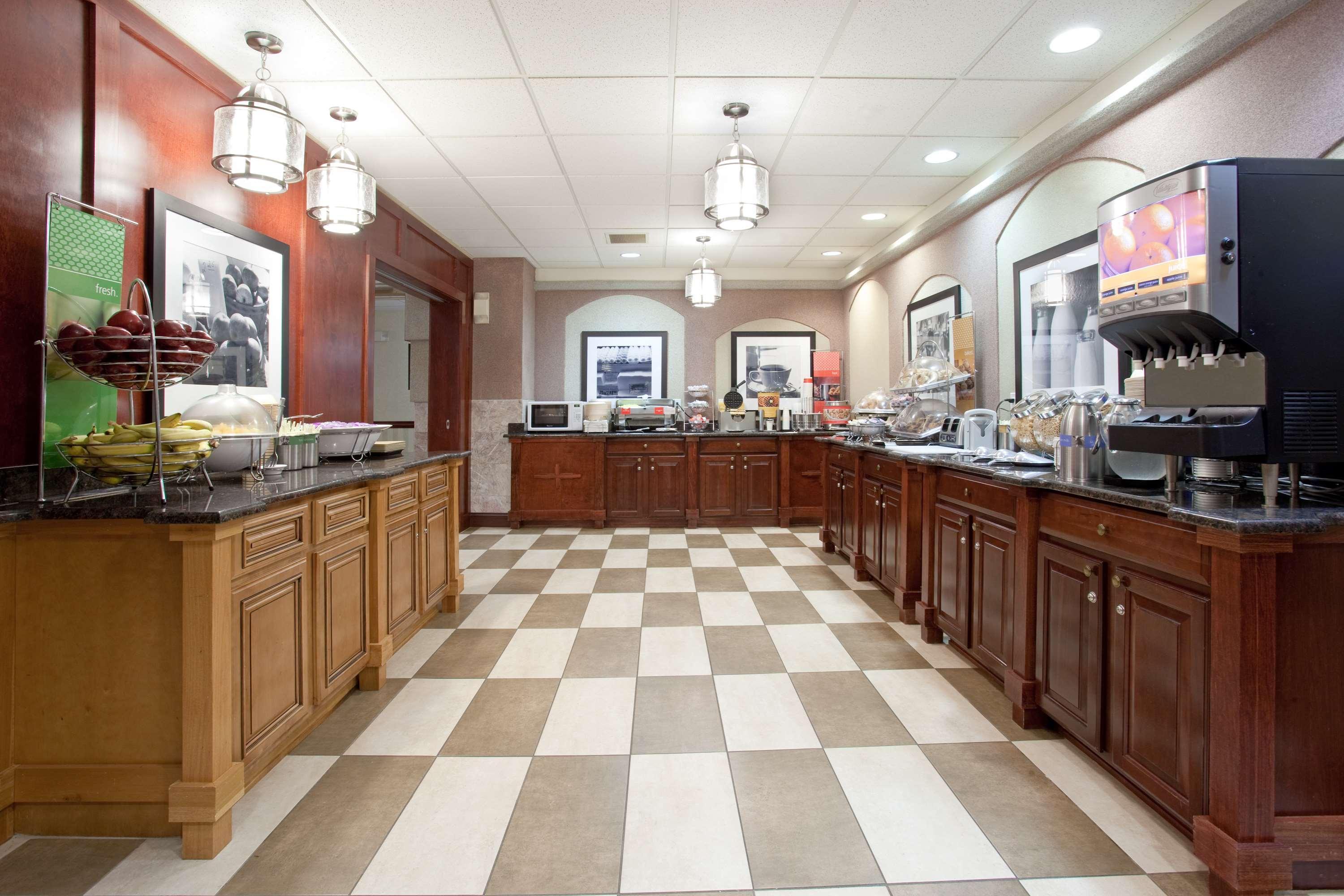 Hampton Inn Боулинг-Грин Экстерьер фото