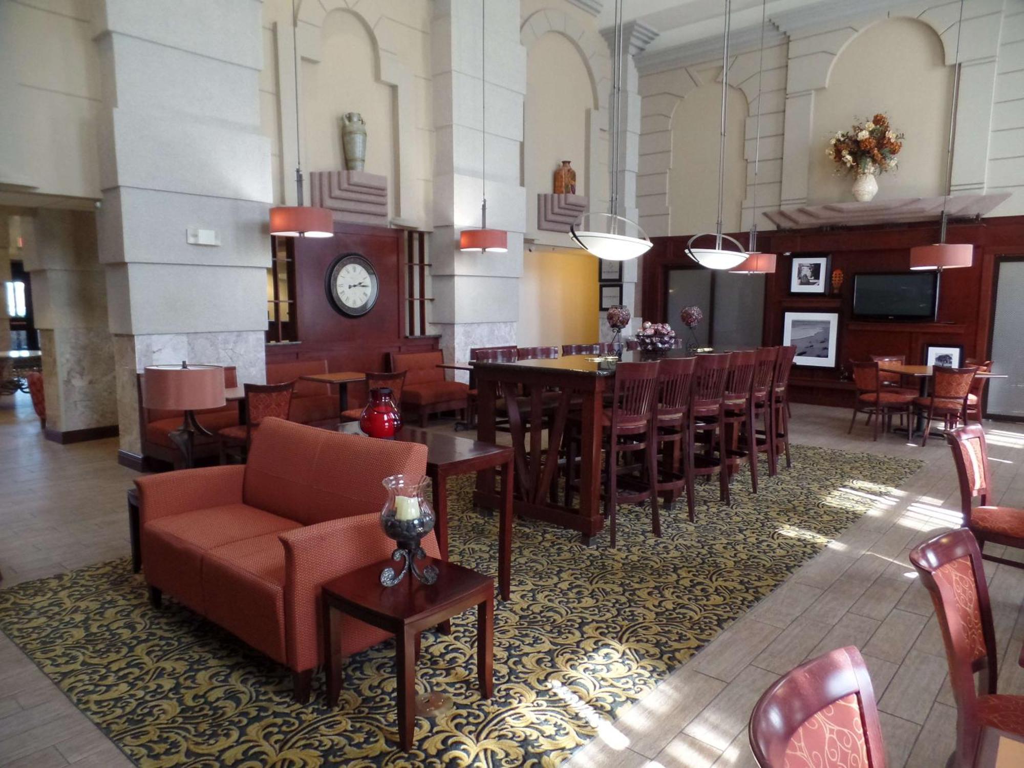 Hampton Inn Боулинг-Грин Экстерьер фото